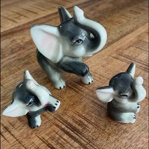 Vintage Elephant Family! So Cute! 3” and 2”. Made in Japan